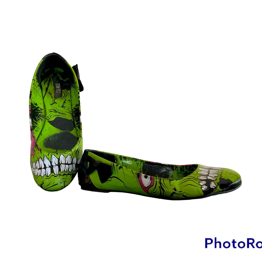 Zombie Stomper Flats Well Loved
